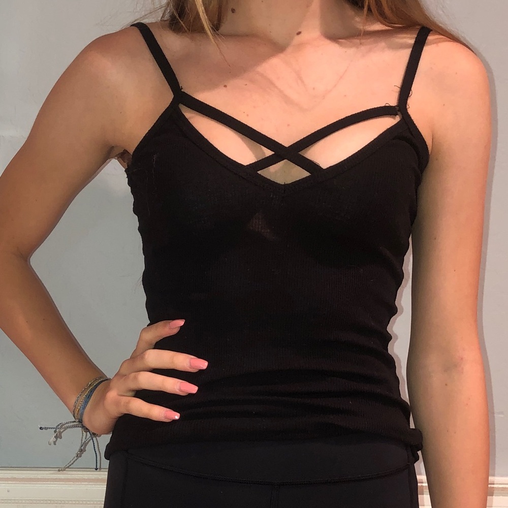 black crossover tank